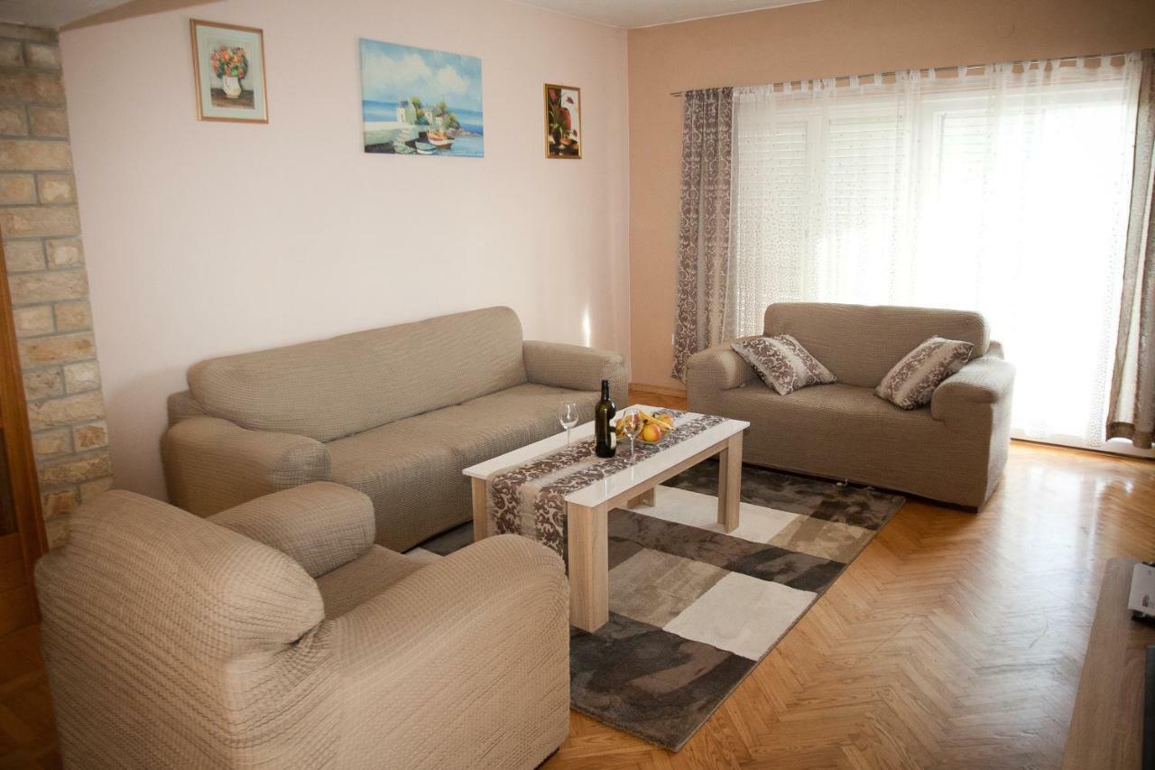 Apartman Ana Radovin Экстерьер фото