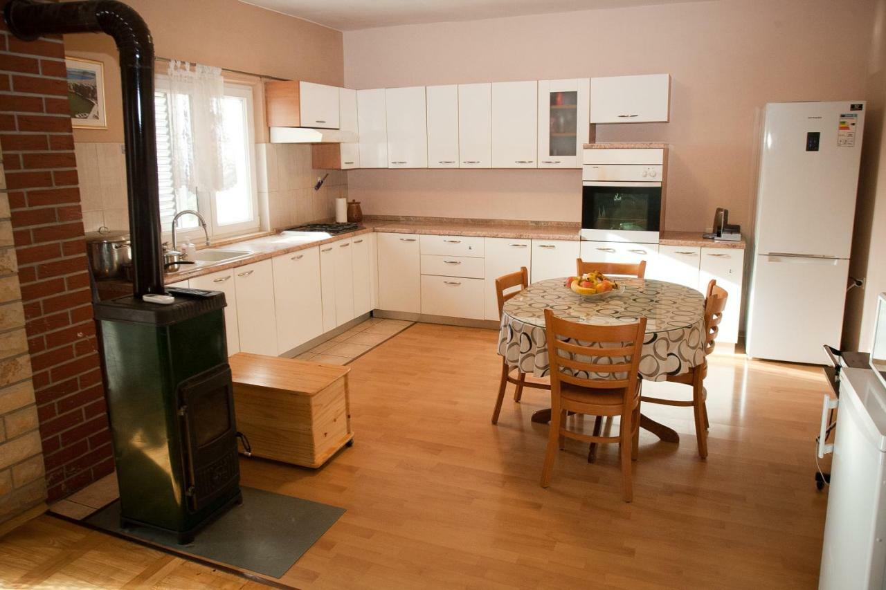 Apartman Ana Radovin Экстерьер фото